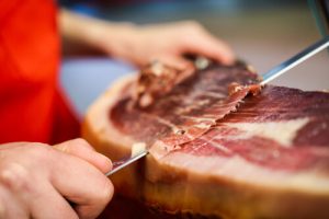Jambon Serrano au couteau